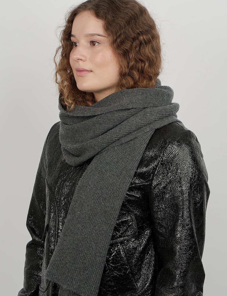 SUI AVA - Frede Soft Scarf - winterschals - dark grey - 0