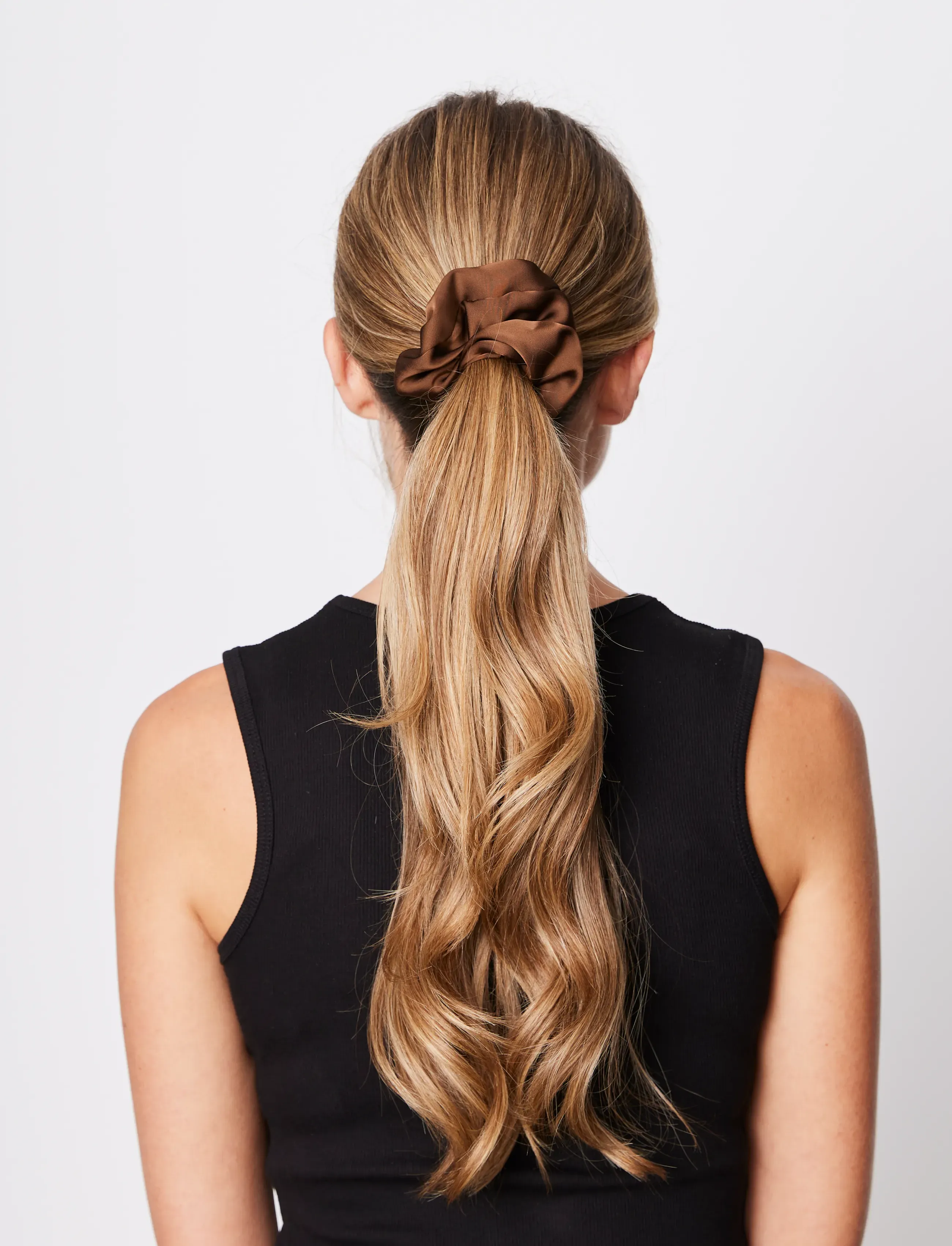 SUI AVA - 3-Pack Ribbon Scrunchies - scrunchies & hair ties - army // brown // - 3