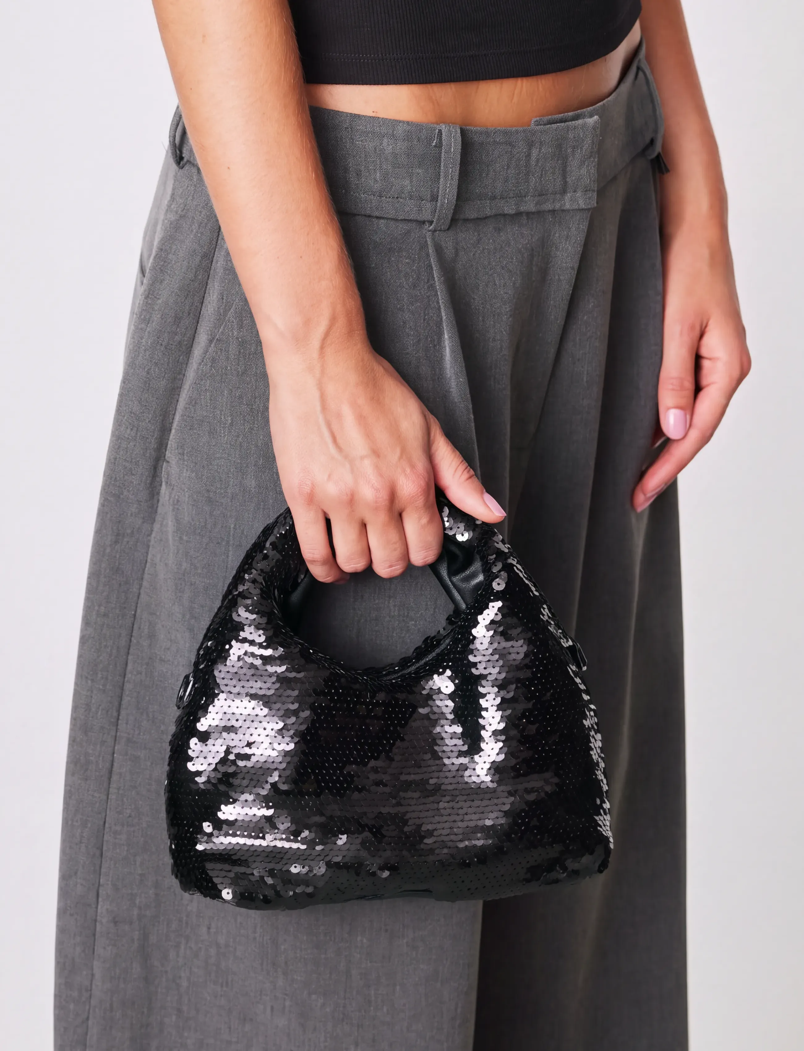 SUI AVA - Mini Hobo Sequin Bag - black - 0