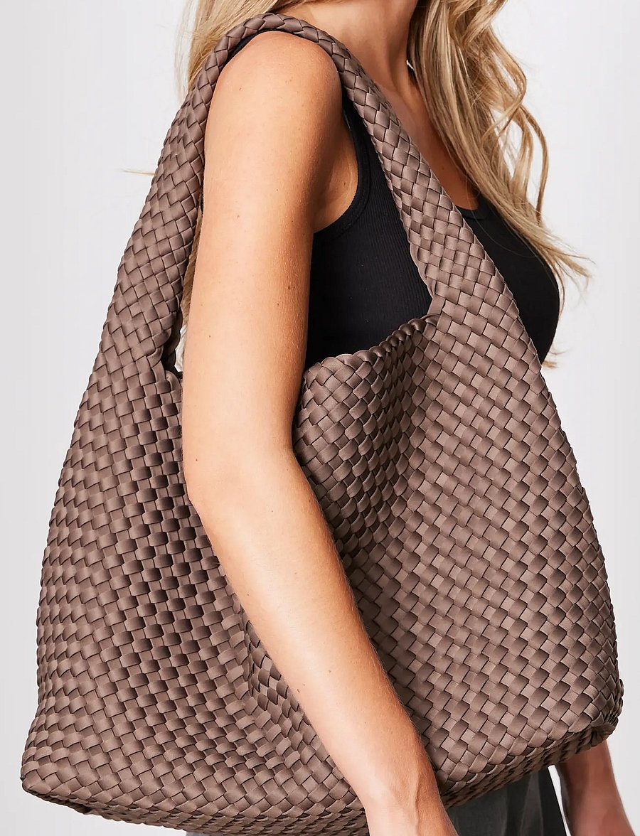 SUI AVA - Woven Scuba Shopper + Pouch - ostukotid - brown - 0