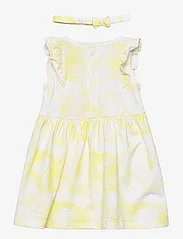 Disney - DRESS - kjoler uten ermer i avslappet stil - yellow - 1
