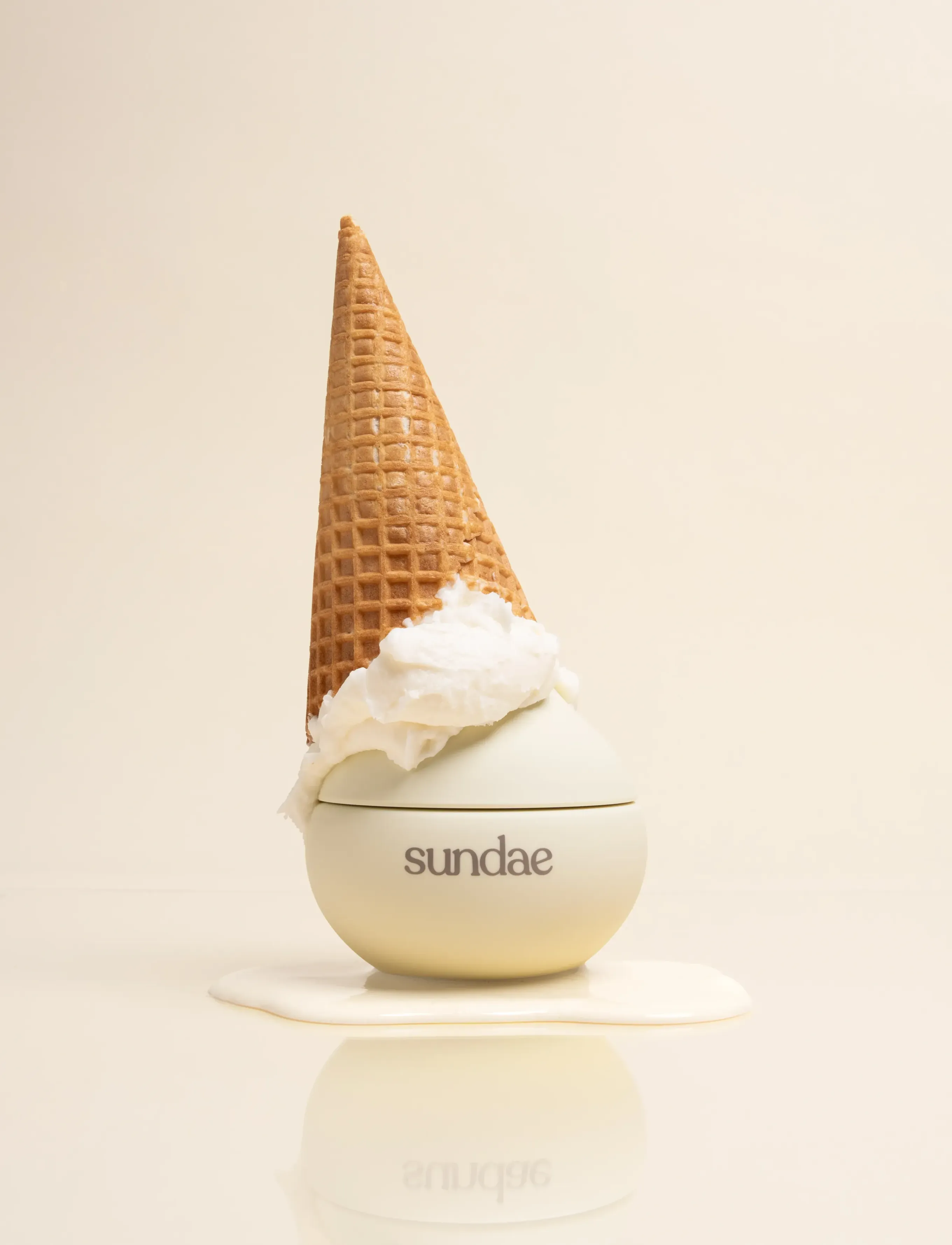 Sundae Body - Whipped Body Moisturiser - Velvety Vanilla - voiteet - vanilla - 2