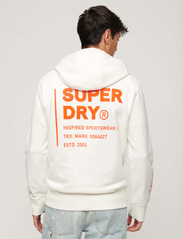 Superdry Sport - UTILITY SPORT LOGO LOOSE HOOD - džemperiai su gobtuvu - new chalk white - 2
