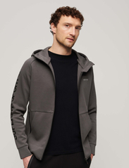 Superdry Sport - SPORT TECH LOGO LOOSE ZIP HOOD - džemperi ar kapuci - dark slate grey - 3