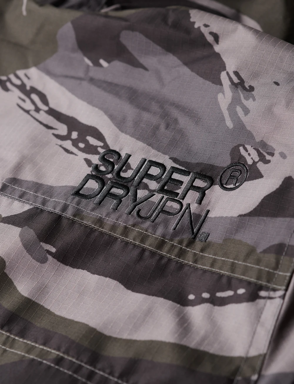 Superdry Sport - HOODED MTN WINDBREAKER JACKET - outdoor jacken - dark grey tiger camo - 3