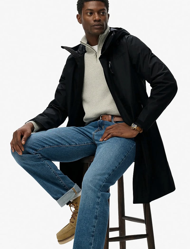 Superdry Sport - HOODED TECH FISHTAIL PARKA - friluftsjackor - black - 4