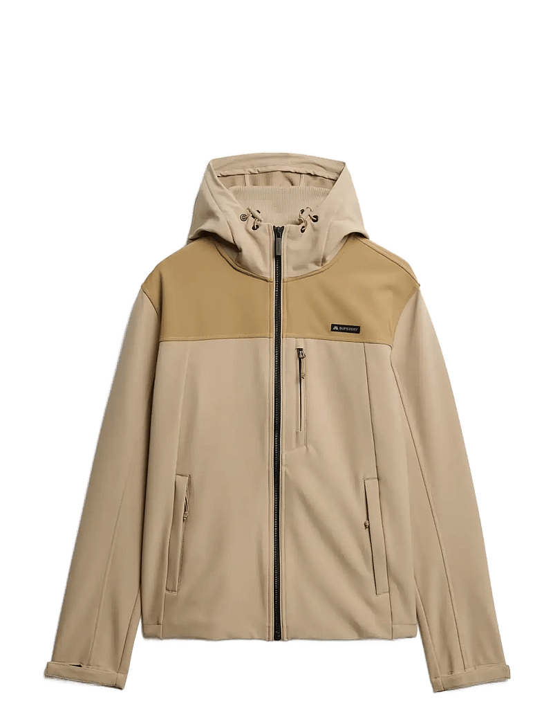 Superdry Sport - HOODED SOFTSHELL TECH TREKKER - välijoped - city sand - 1