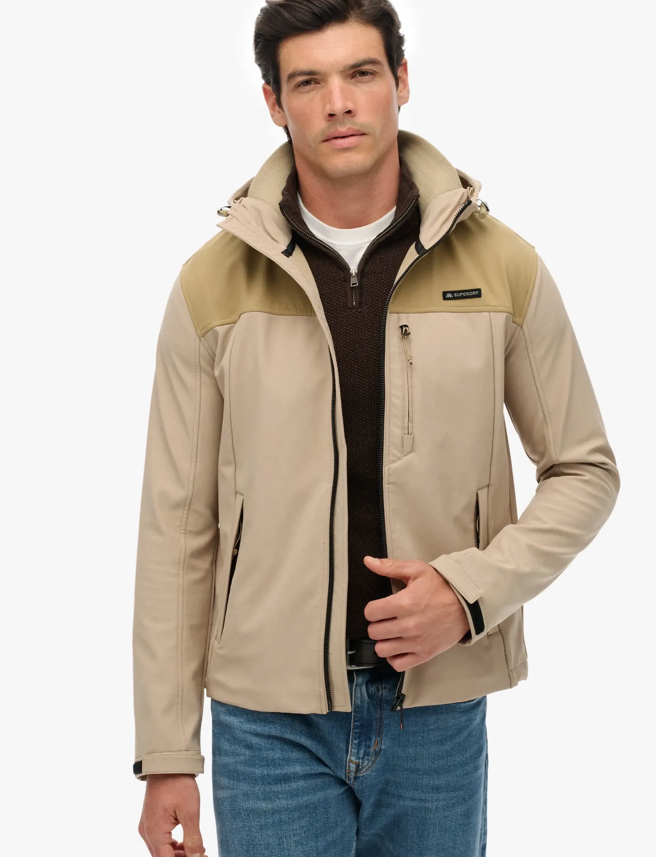 Superdry Sport HOODED SOFTSHELL TECH TREKKER - Vaatteet - CITY SAND / beige