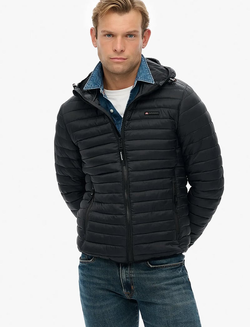 Superdry Sport - HOODED FUJI LITE JACKET - frühlingsjacken - jet black - 3