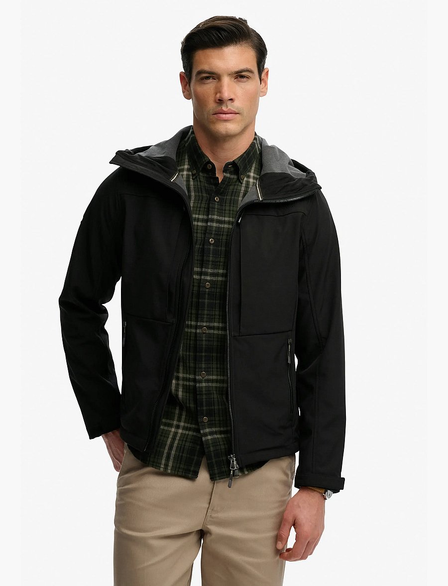 Superdry Sport - HOODED SOFTSHELL TREKKER JKT - outdoor jacken - black - 0