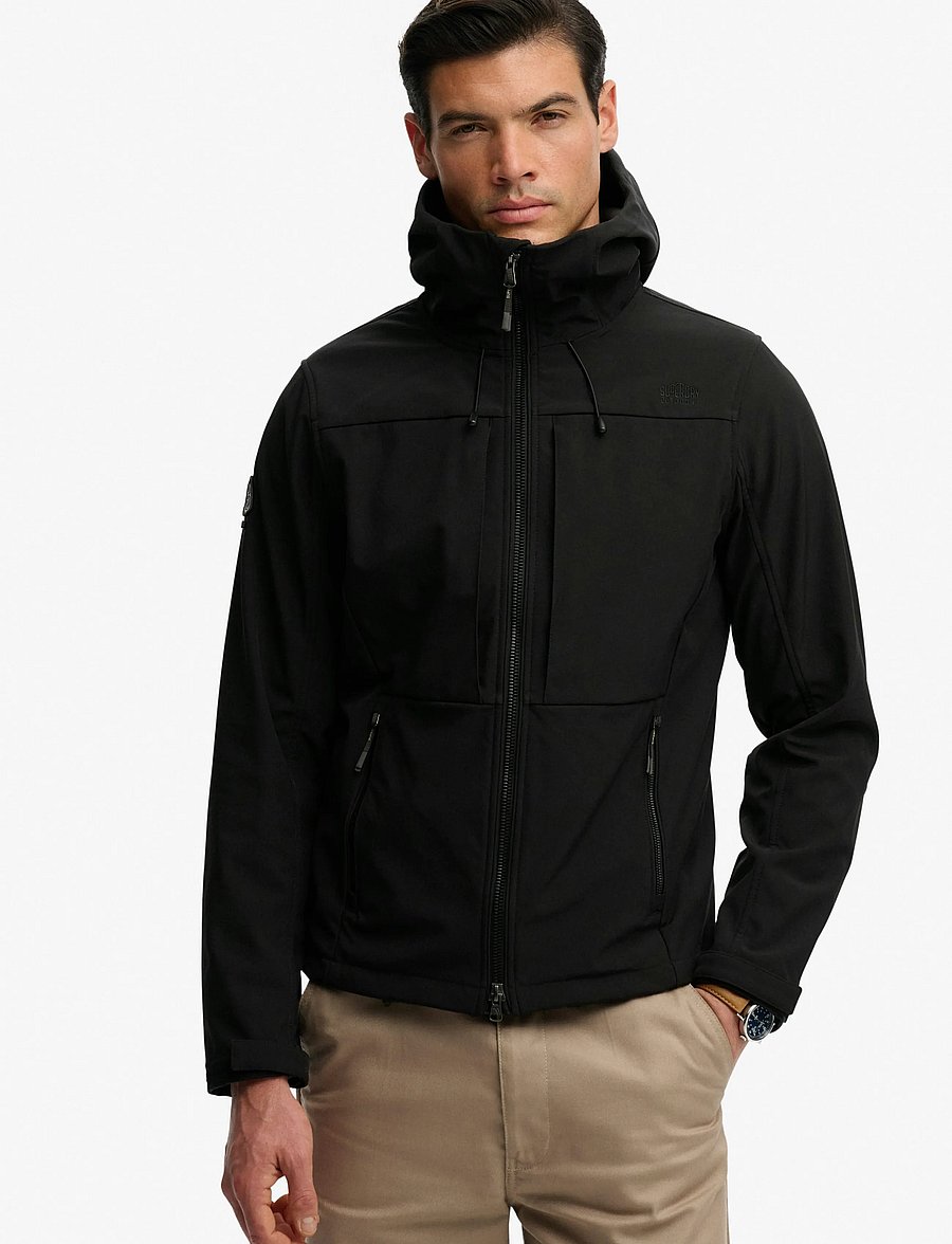 Superdry Sport - HOODED SOFTSHELL TREKKER JKT - outdoor jacken - black - 5