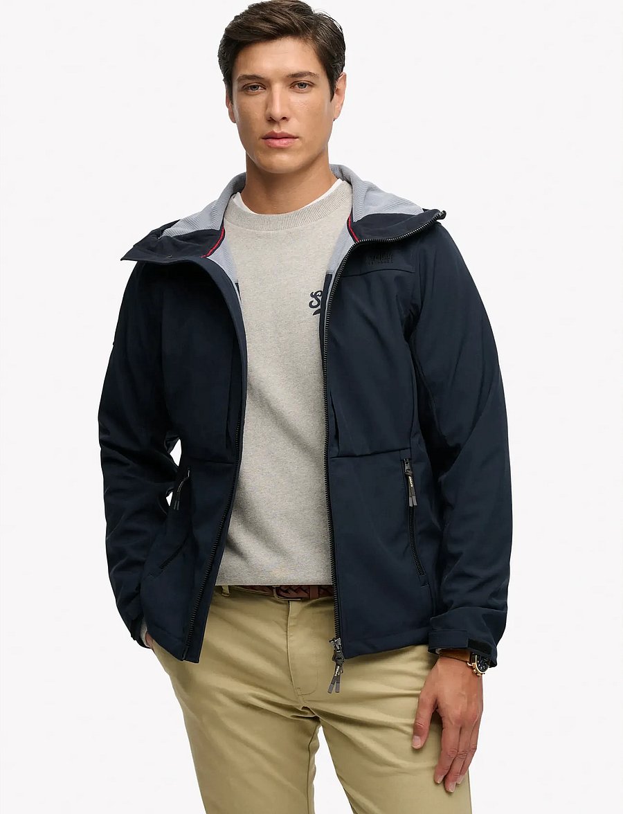Superdry Sport - HOODED SOFTSHELL TREKKER JKT - outdoor jackets - eclipse navy - 0