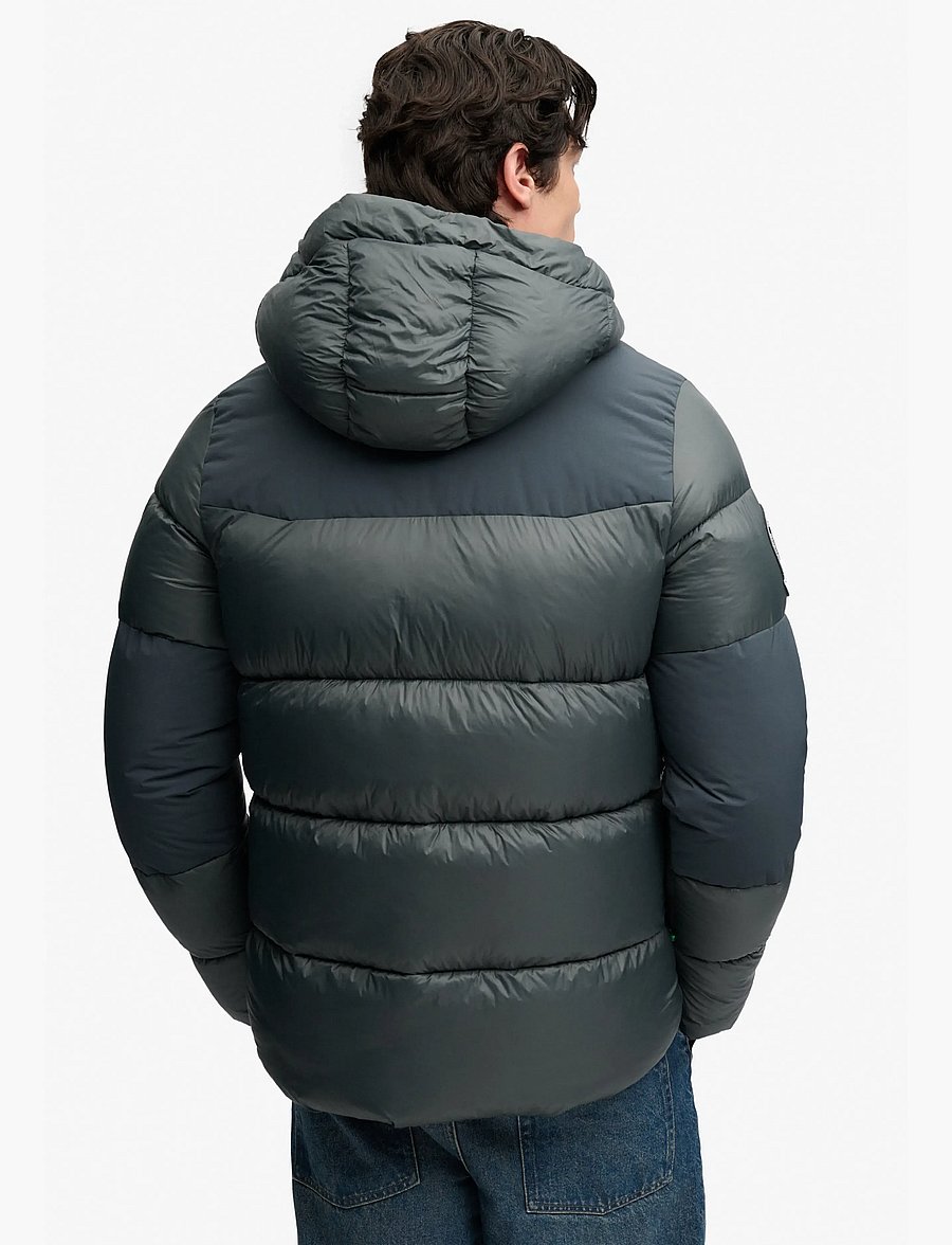 Superdry Sport - CITY BAFFLE PARKA - shadow pine green - 2