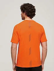 Superdry Sport - SPORT TECH LOGO RELAXED TEE - t-shirts - orange tiger - 4