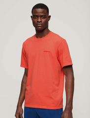 Superdry Sport - OVERDYED LOGO LOOSE TEE - alhaisimmat hinnat - hot coral - 3