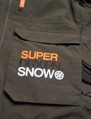 Superdry Sport - SKI ULTIMATE RESCUE JACKET - slidinėjimo striukės - surplus goods olive - 5