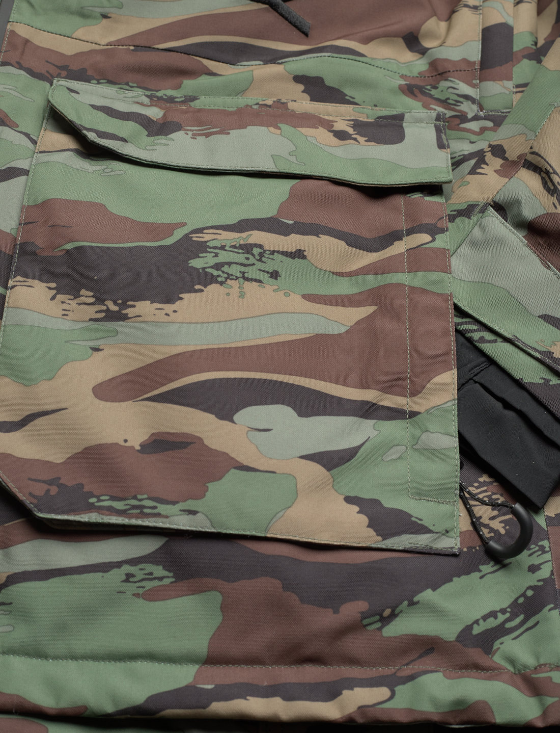 Superdry 2025 rescue army