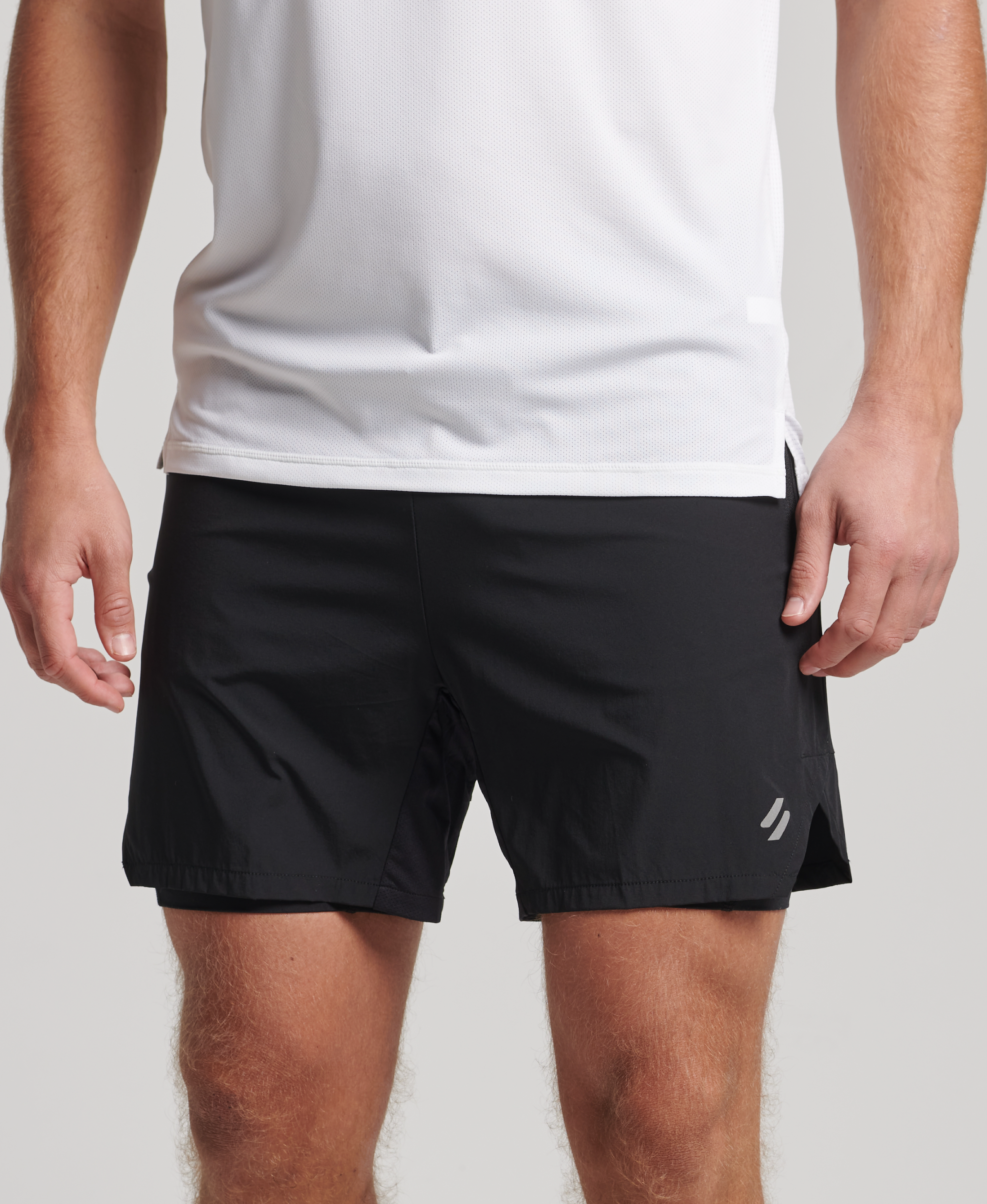 Superdry Sport - RUN PREMIUM LAYERED SHORTS - black - 2