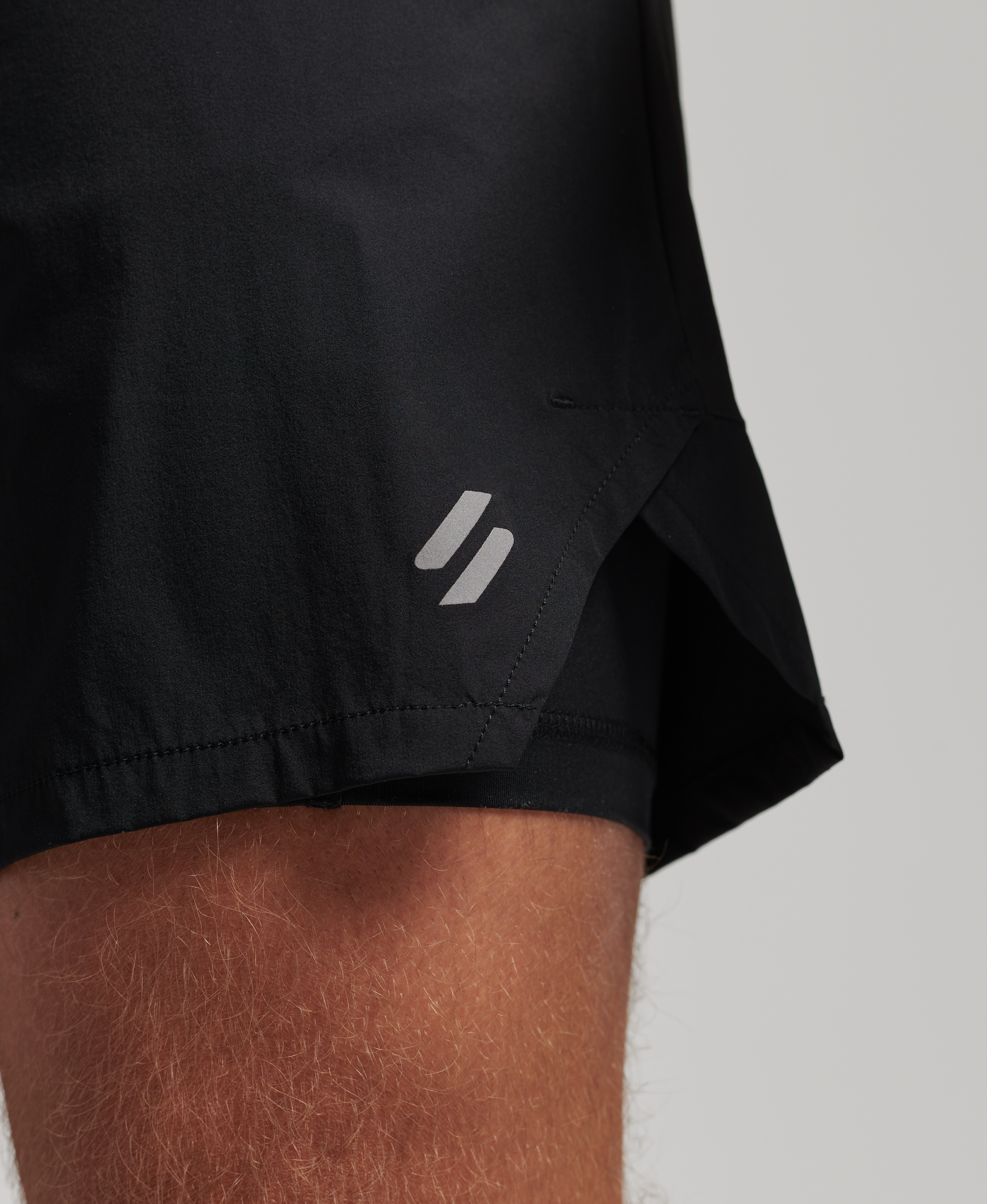 Superdry Sport - RUN PREMIUM LAYERED SHORTS - black - 3