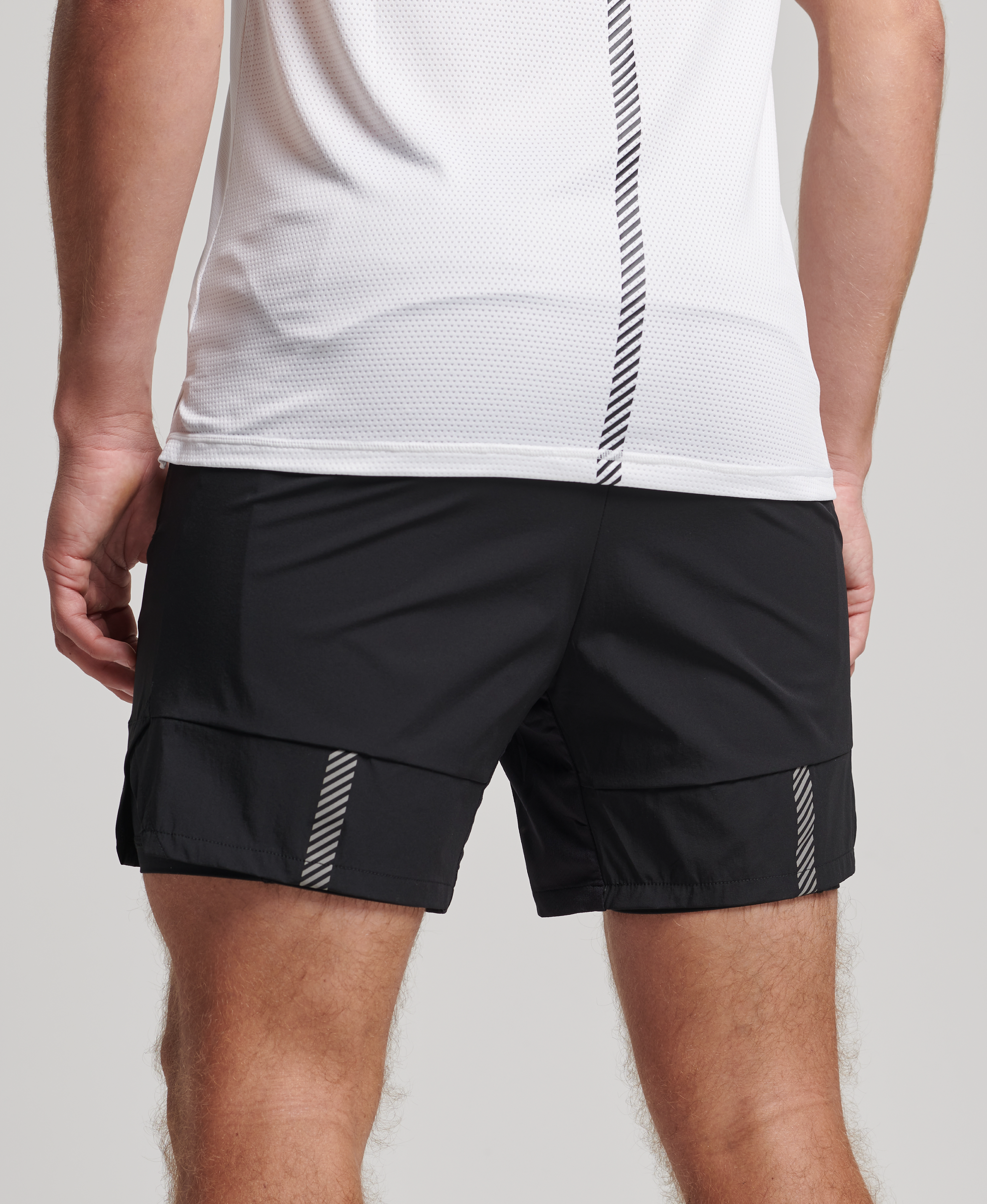 Superdry Sport - RUN PREMIUM LAYERED SHORTS - black - 4