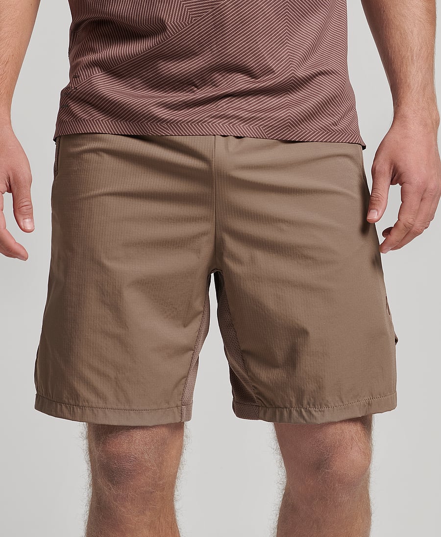 Superdry Sport - TRAIN HYBRID SHORT - dark taupe - 2