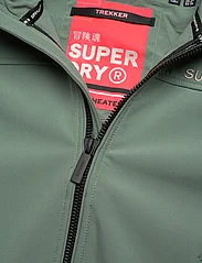 Superdry Sport - HOODED SOFT SHELL TREKKER JKT - kurtka przeciwwiatrowa - laurel khaki - 5