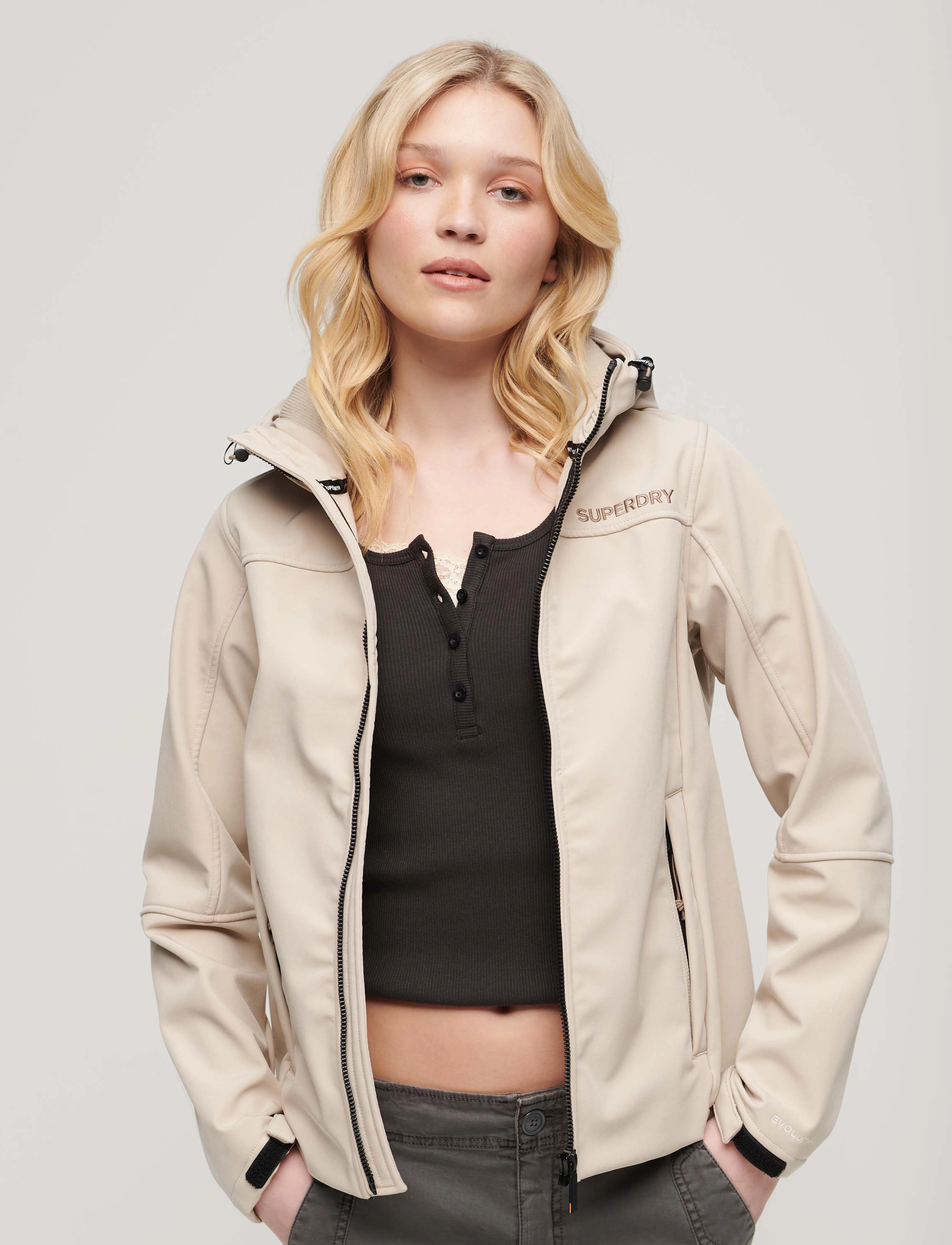 Superdry Sport - HOODED SOFTSHELL JACKET - chateau grey - 2