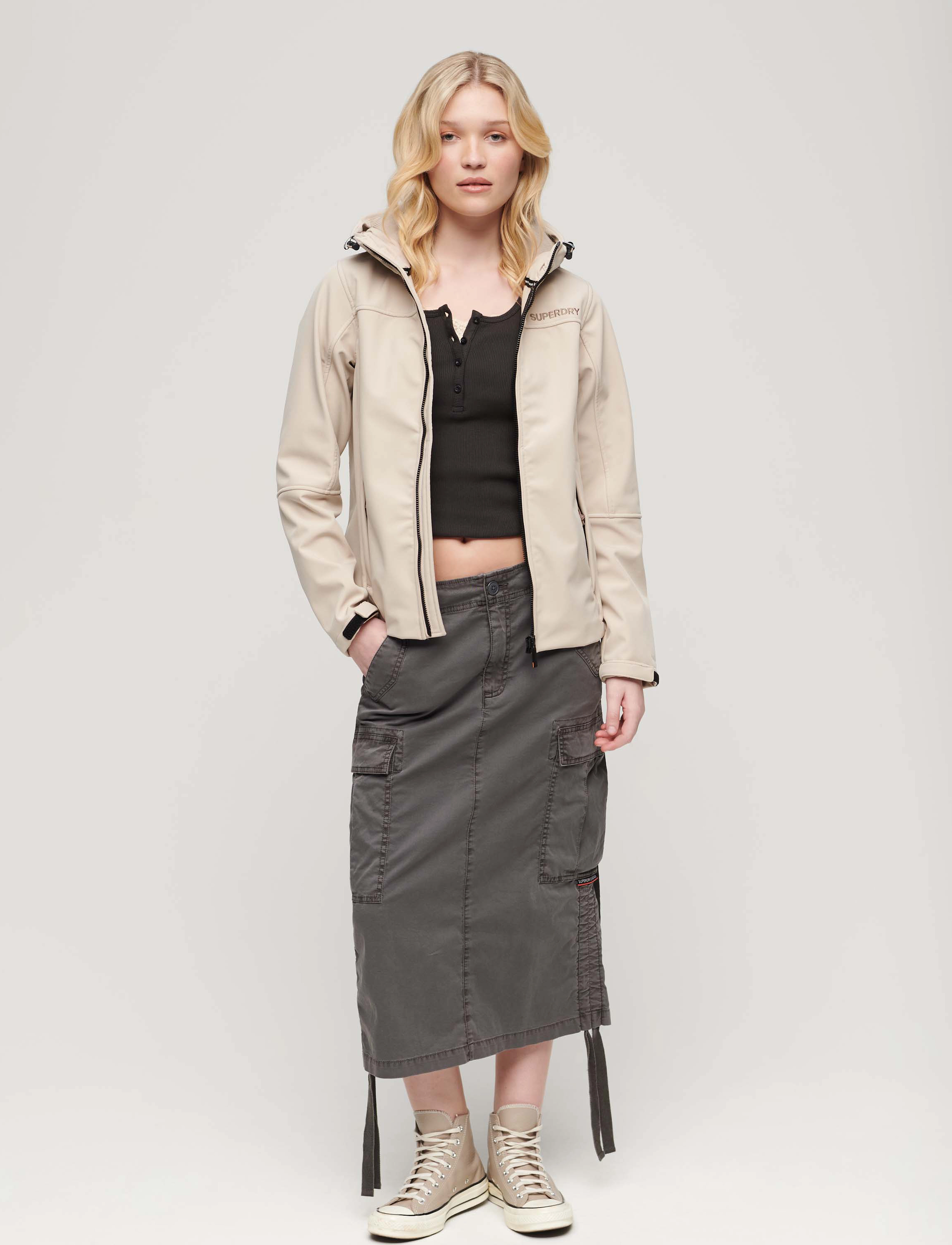 Superdry Sport - HOODED SOFTSHELL JACKET - chateau grey - 4