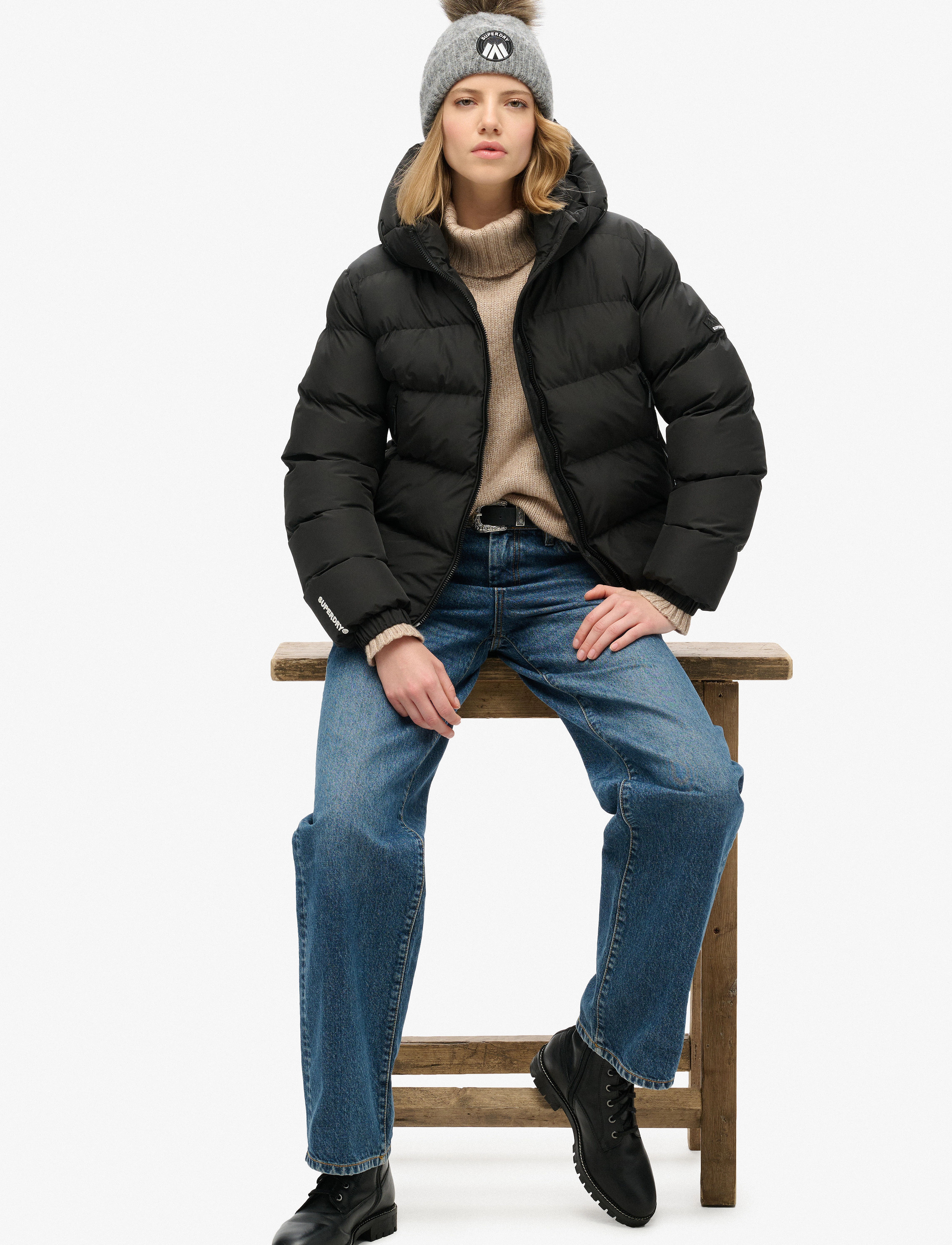 Superdry Sport - HOODED SPORTS PUFFER JACKET - black - 2