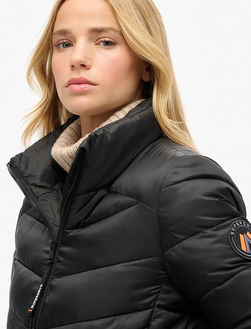 Superdry Sport - FUJI QUILT PADDED JACKET - winter jacket - black - 2