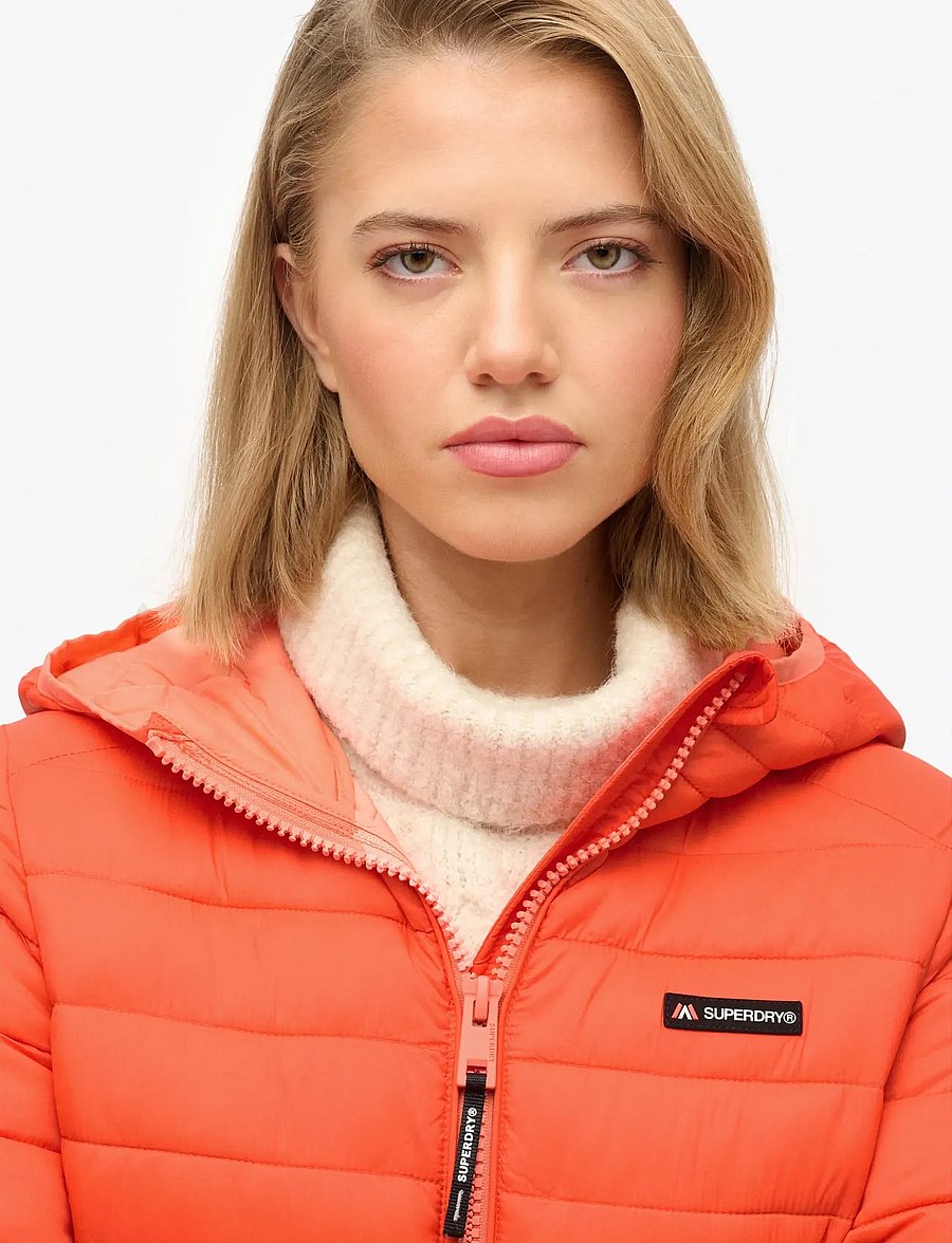 Superdry Sport - HOODED FUJI LITE PADDED JACKET - kurtki zimowe - hot coral - 2