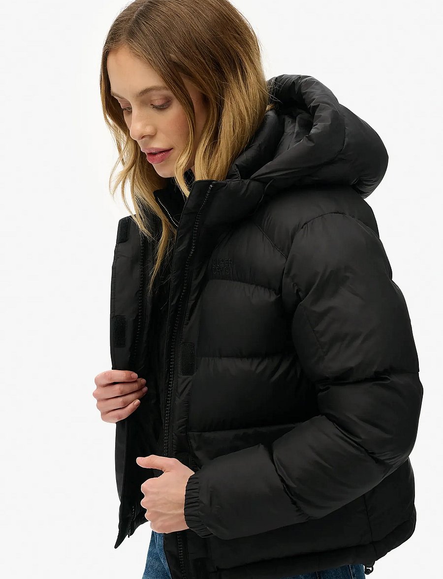 Superdry Sport - HOODED TECH PADDED JKT - léttir jakkar - black - 4