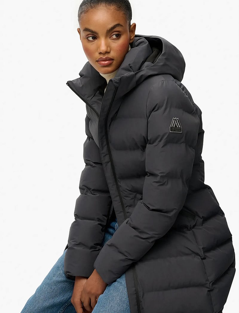 Superdry Sport - CITY MID PADDED JACKET - dunfrakker - ebony - 5