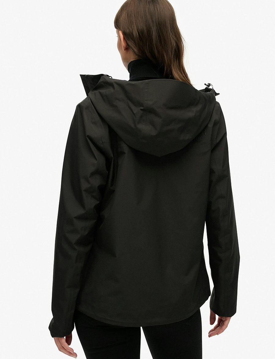 Superdry Sport - WATERPROOF JACKET - välijoped - black - 2