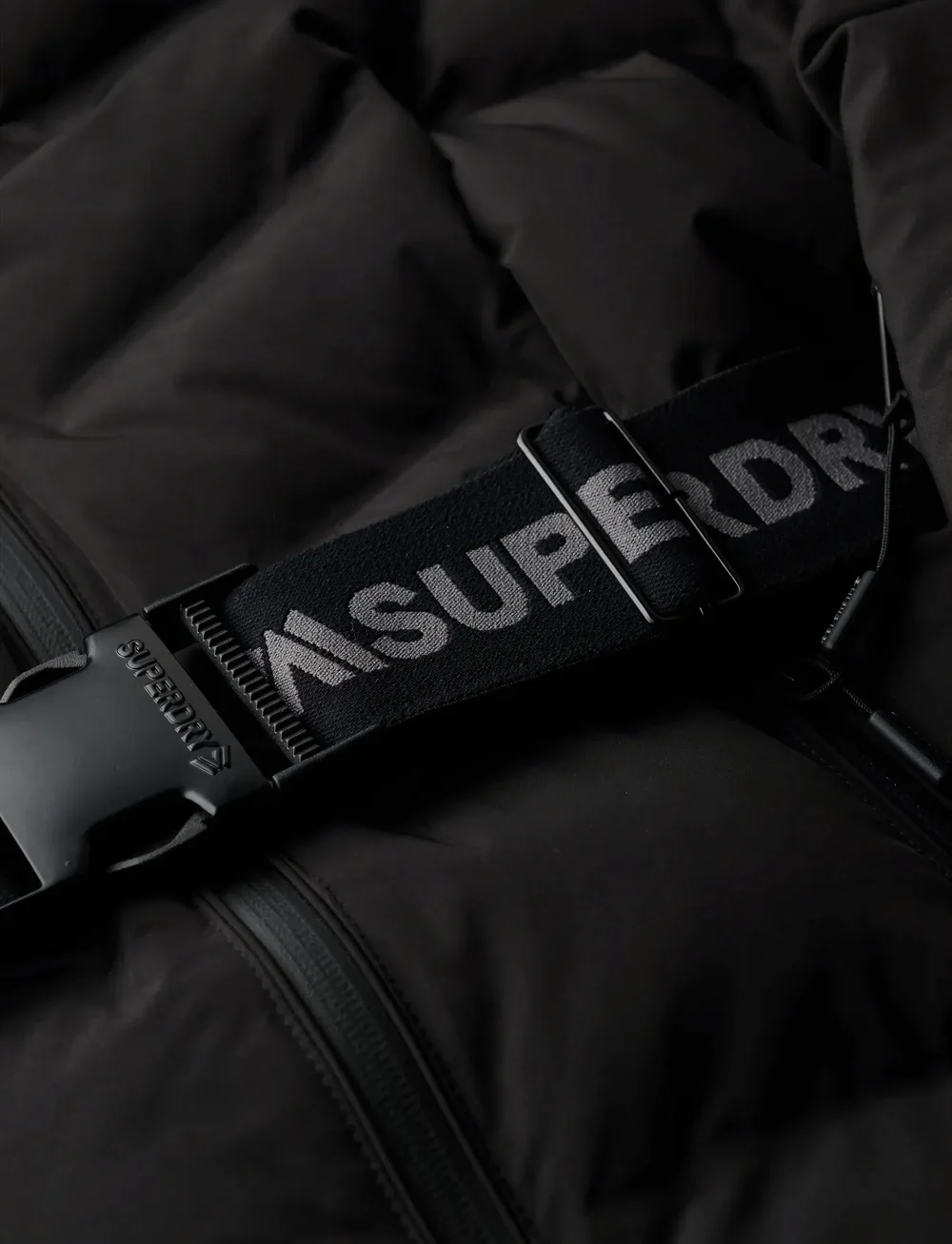 Superdry Sport - LUXE BELTED SKI PADDED JACKET - skidkläder - black - 1