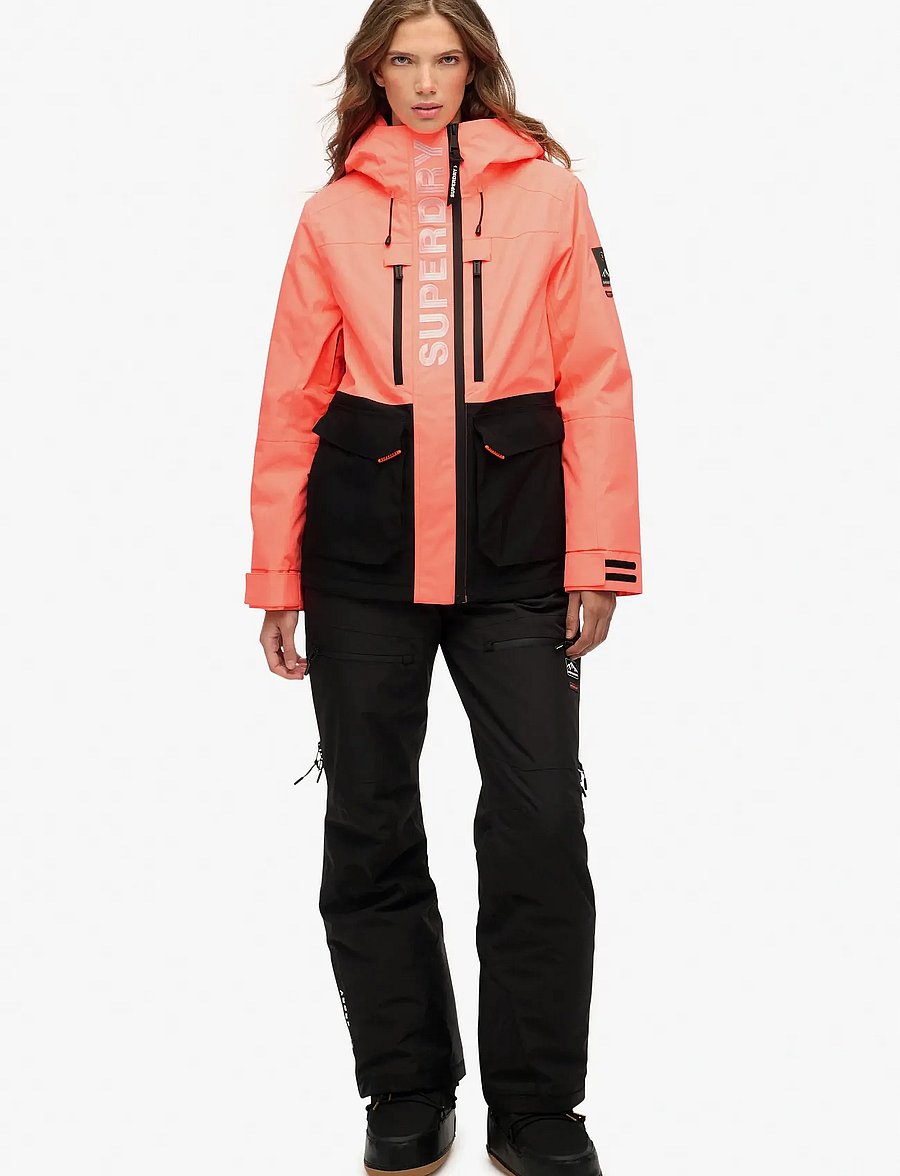 Superdry Sport - ULTIMATE FREESTYLE SKI JACKET - ski wear - fluro coral - 4