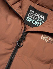 Superdry Sport - HOODED BOXY PUFFER JACKET - wyściełane kurtki - rawhide brown - 2