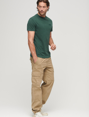 Superdry - ESSENTIAL LOGO EMB TEE - short-sleeved t-shirts - buck green marl - 3