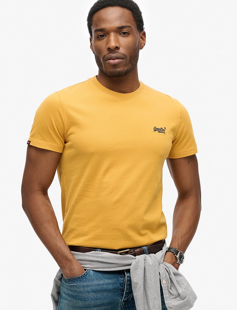 Superdry - ESSENTIAL LOGO EMB TEE - kortærmede t-shirts - denim co ochre brown - 0