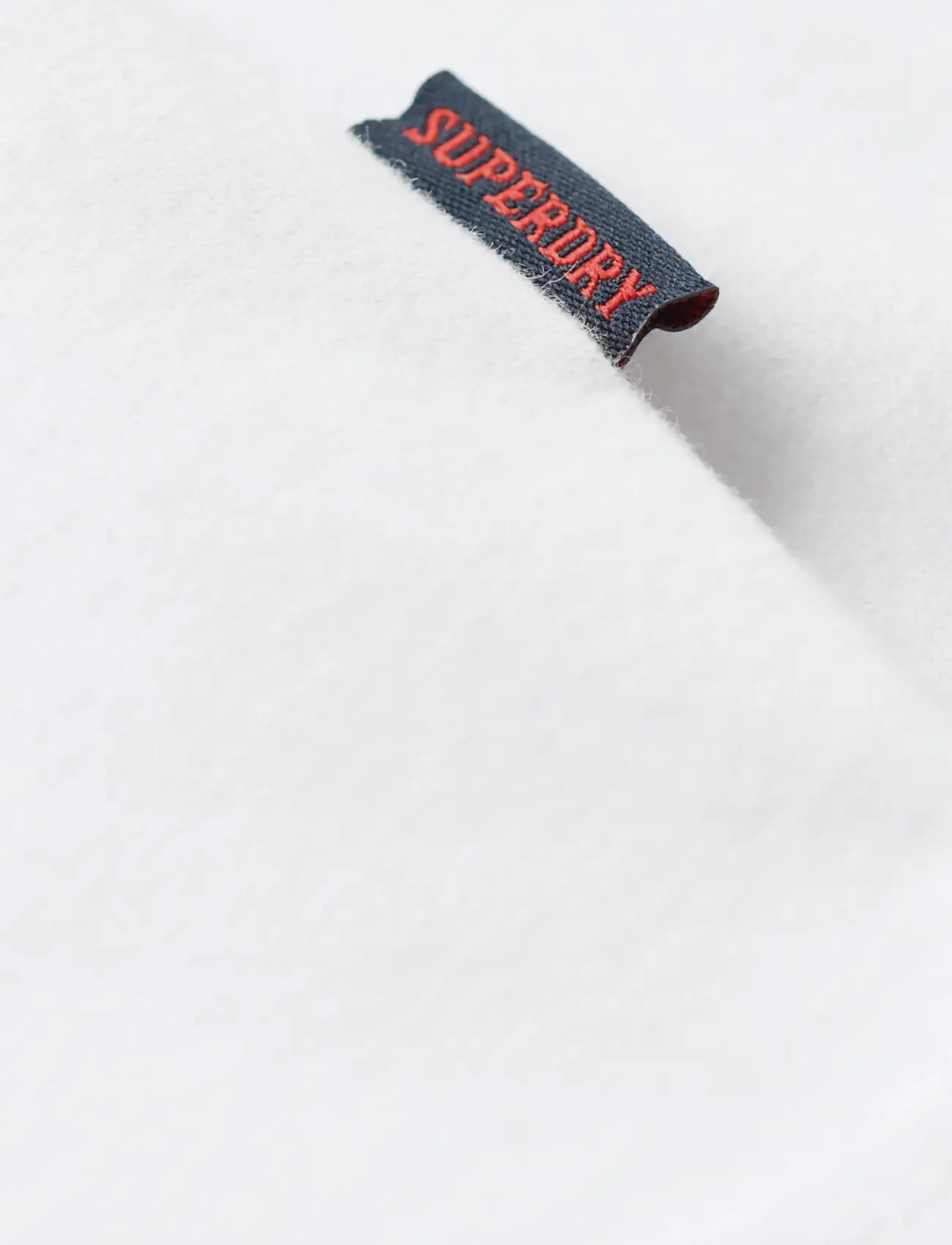 Essential Logo Emb Tee 5