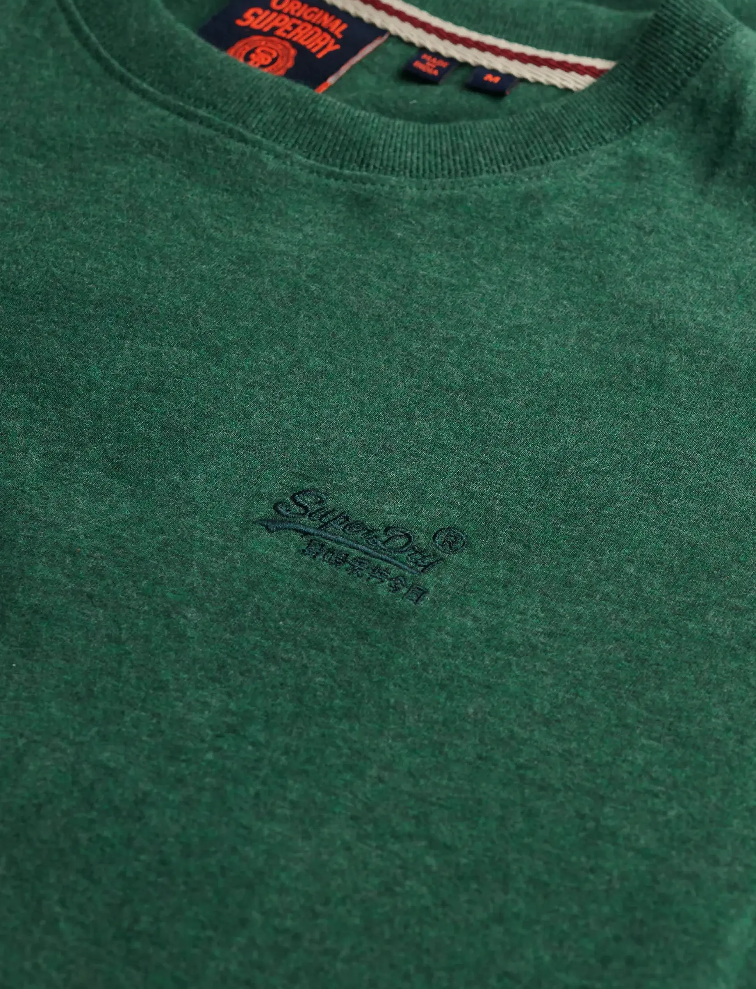 Superdry Essential Logo Emb Tee t-shirts - bas herr – bild 4