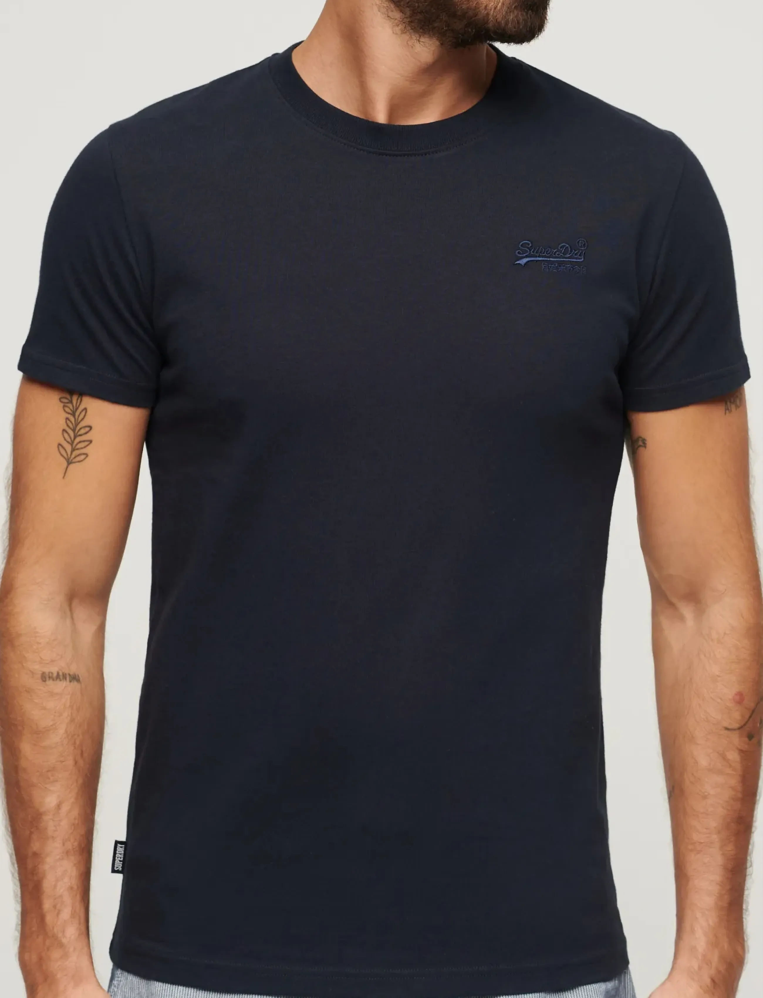 Essential Logo Emb Tee 9