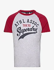 Superdry - VINTAGE HOME RUN RAGLAN TEE - short-sleeved t-shirts - glacier grey marl/red - 0