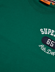 Superdry - EMB SUPERSTATE ATH LOGO TEE - laveste priser - emerald green - 4
