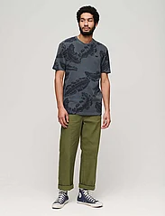 Superdry - VINTAGE OVERDYE PRINTED TEE - kortärmade t-shirts - eclipse navy - 4