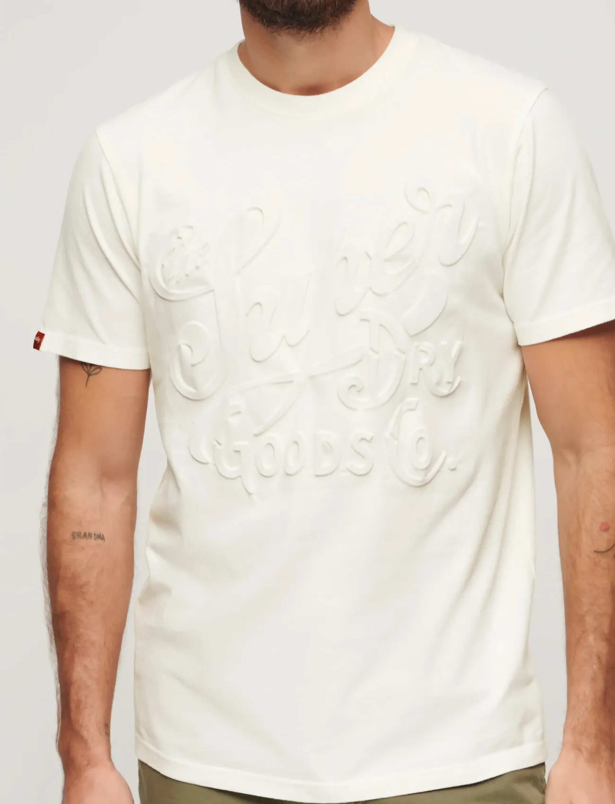 Superdry - EMBOSSED ARCHIVE GRAPHIC TEE - laveste priser - winter white - 5
