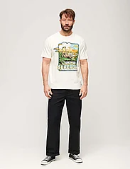 Superdry - NEON TRAVEL GRAPHIC LOOSE TEE - kortärmade t-shirts - off white slub - 3