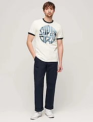 Superdry - PHOTOGRAPHIC LOGO T SHIRT - kortärmade t-shirts - winter white - 3
