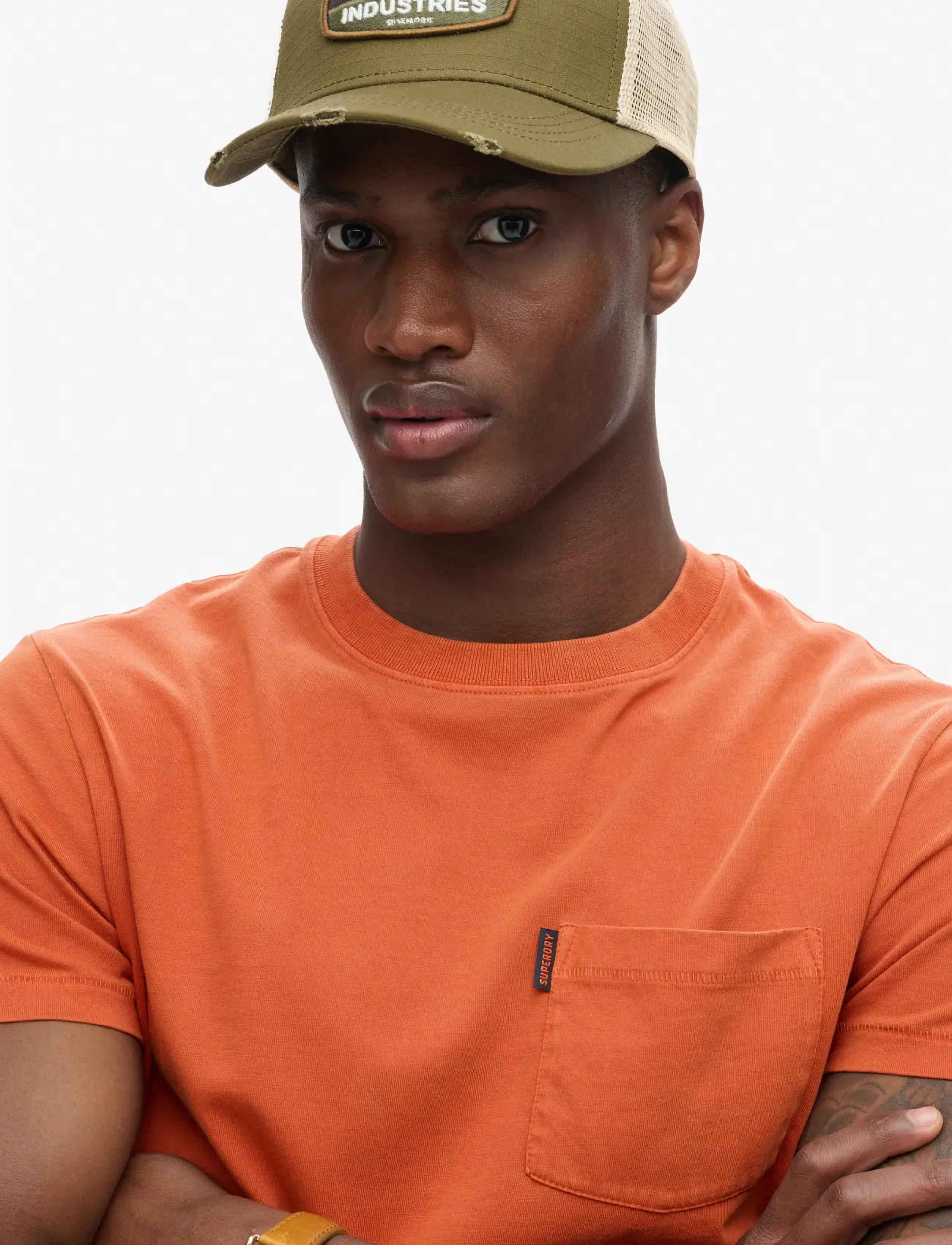 Superdry - ESSENTIAL WASHED POCKET TEE - kurzärmelige t-shirts - washed autumn glaze brown - 2