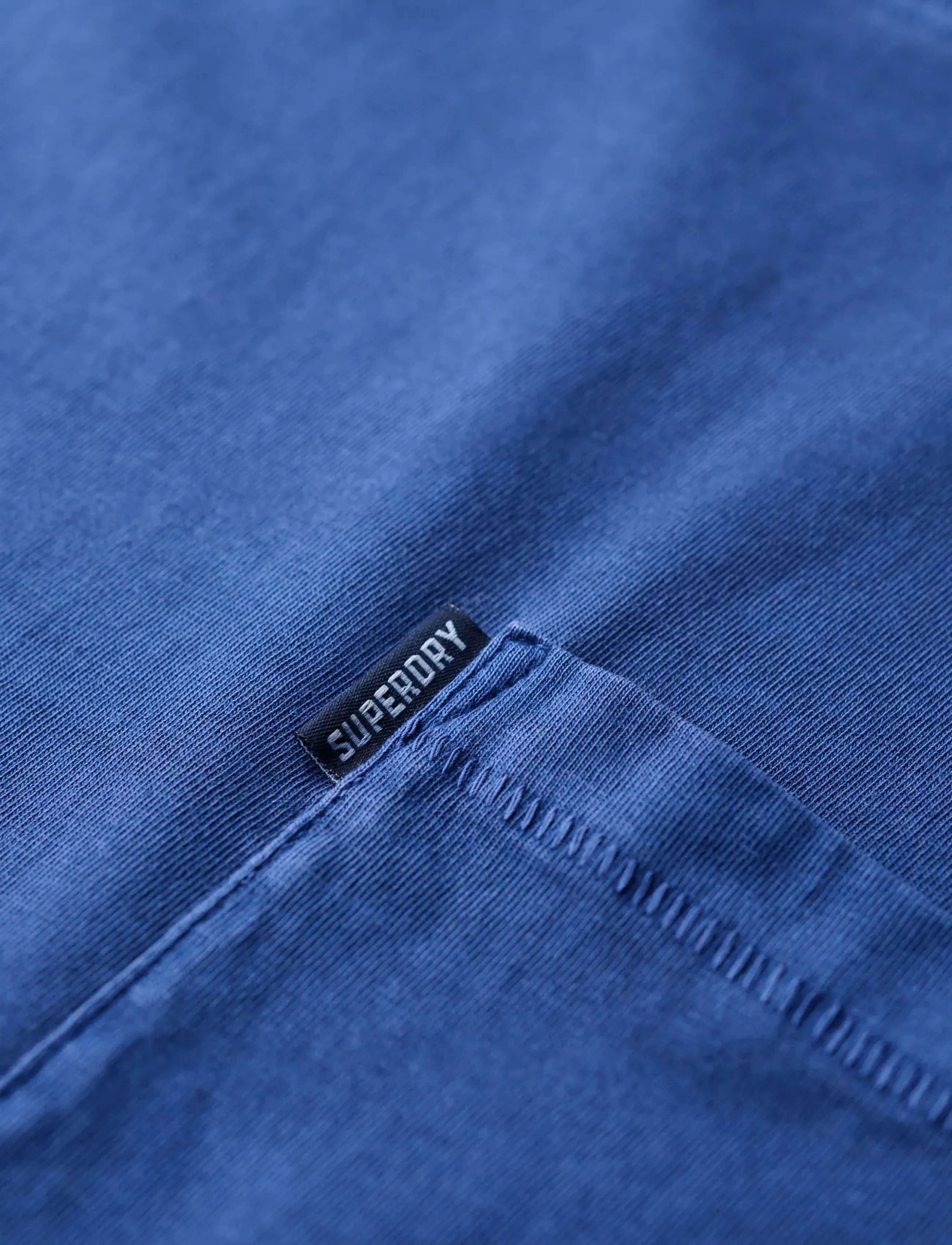 Superdry - ESSENTIAL WASHED POCKET TEE - kortärmade t-shirts - washed supermarine navy - 4
